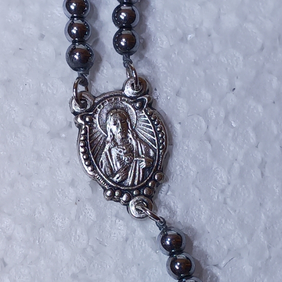New, Beaded Rosary black and silver. 24 inch neck loop - Picture 3 of 7